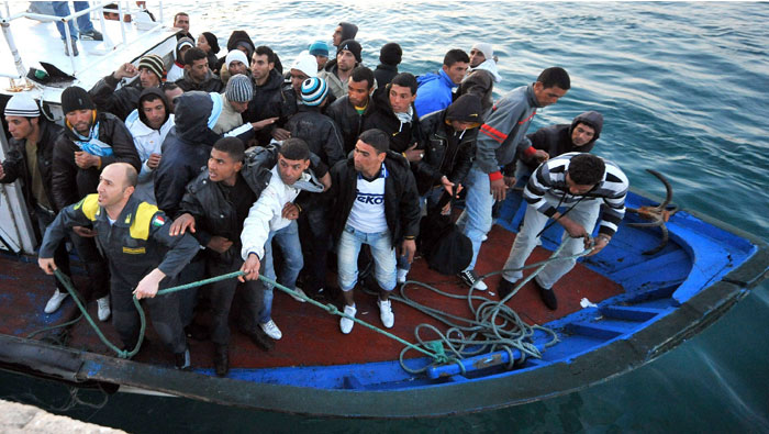 El pasado octubre, un bote que transportaba a migrantes de Eritrea, Somalia y Ghana, naufragó en la isla italiana de Lampedusa.(Foto:Efe)