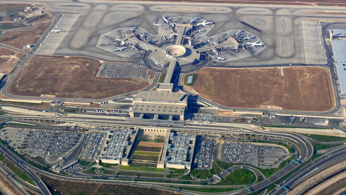 El Aeropuerto Internacional Ben Gurión había sido atacado el martes por lo que los vuelos fueron suspendidos hacia dicho terminal. (Foto: Archivo)