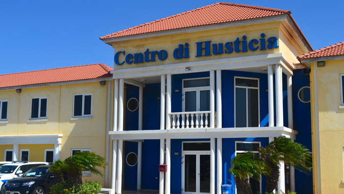 La jueza que lleva el caso de Carvajal en Aruba resolvió que la detención es legal (teleSUR)