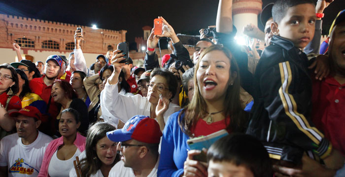 El pueblo lo grita: "Chávez no murió, se multiplicó"
