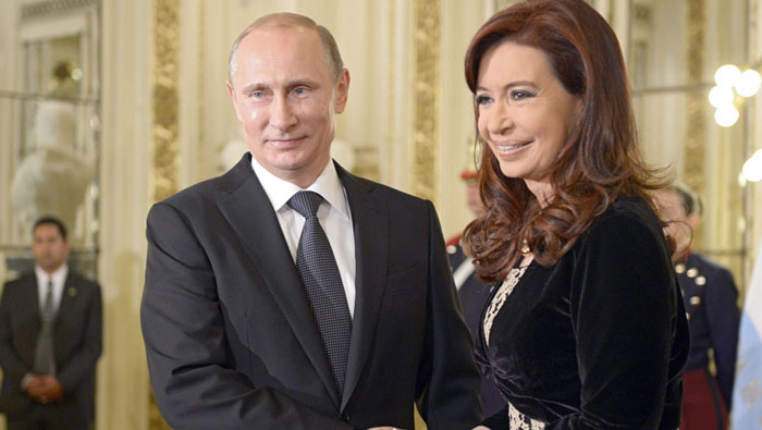 El presidente de Rusia tiene planificado reemplazar los productos vetados con nuevos acuerdos comerciales con Argentina (EFE)
