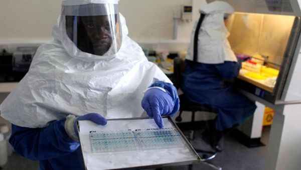 La seguridad sanitaria fue reforzada en las fronteras para evitar la llegada del Ébola (Foto: Archivo)