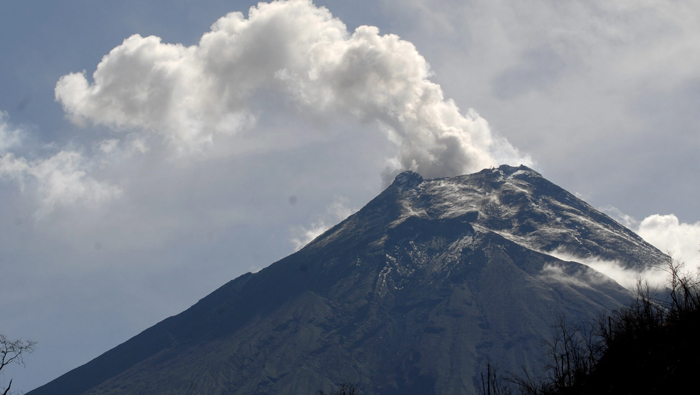 El volcán ha registrado intensa actividad en las últimas horas (Archivo)