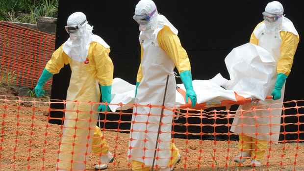 Liberia y Sierra Leona están teniendo problemas para frenar la expansión del virus mortal entre sus habitantes. (Foto: AFP)