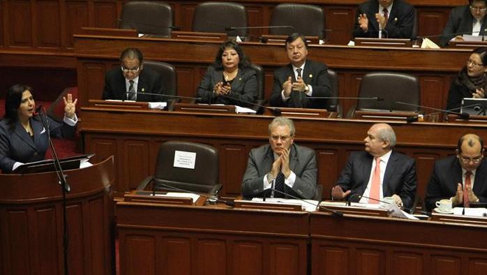 El Gabinete designado por Ollanta Humala necesita mayoría parlamentaria para la aprobación. (Foto: EFE)