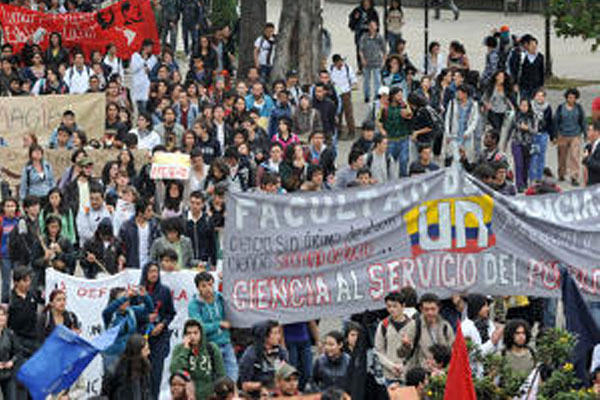 Trabajadores exigen reivindicaciones salariales. (Foto: Archivo)