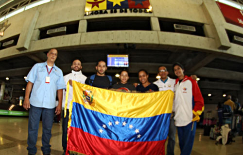 La selección de gimnastas se prepara para los juegos Bolivariano a disputarse en Perú. (Foto: MinDeportes)