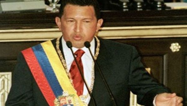 En su toma de posesión, Chávez prometió una patria nueva. (Foto: Archivo)