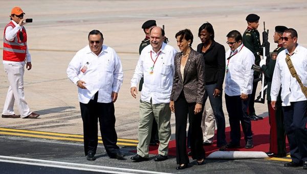 Funcionarios de la Comunidad del Caribe arriban a México para asistir a la Cumbre (Foto: EFE)