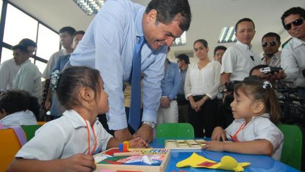 La educación ha sido uno de los puntales de la gestión del Rafael Correa en Ecuador (Foto: Archivo)