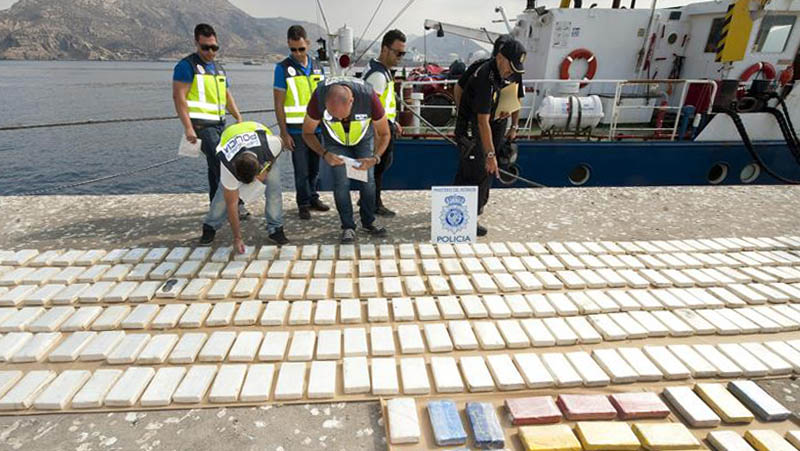 La Guardia señaló que la organización de narcotraficantes se dividía en dos ramas, una de ellas dedicada al tráfico de hachís, mientras que la otra introducía cocaína. (Foto: EFE)