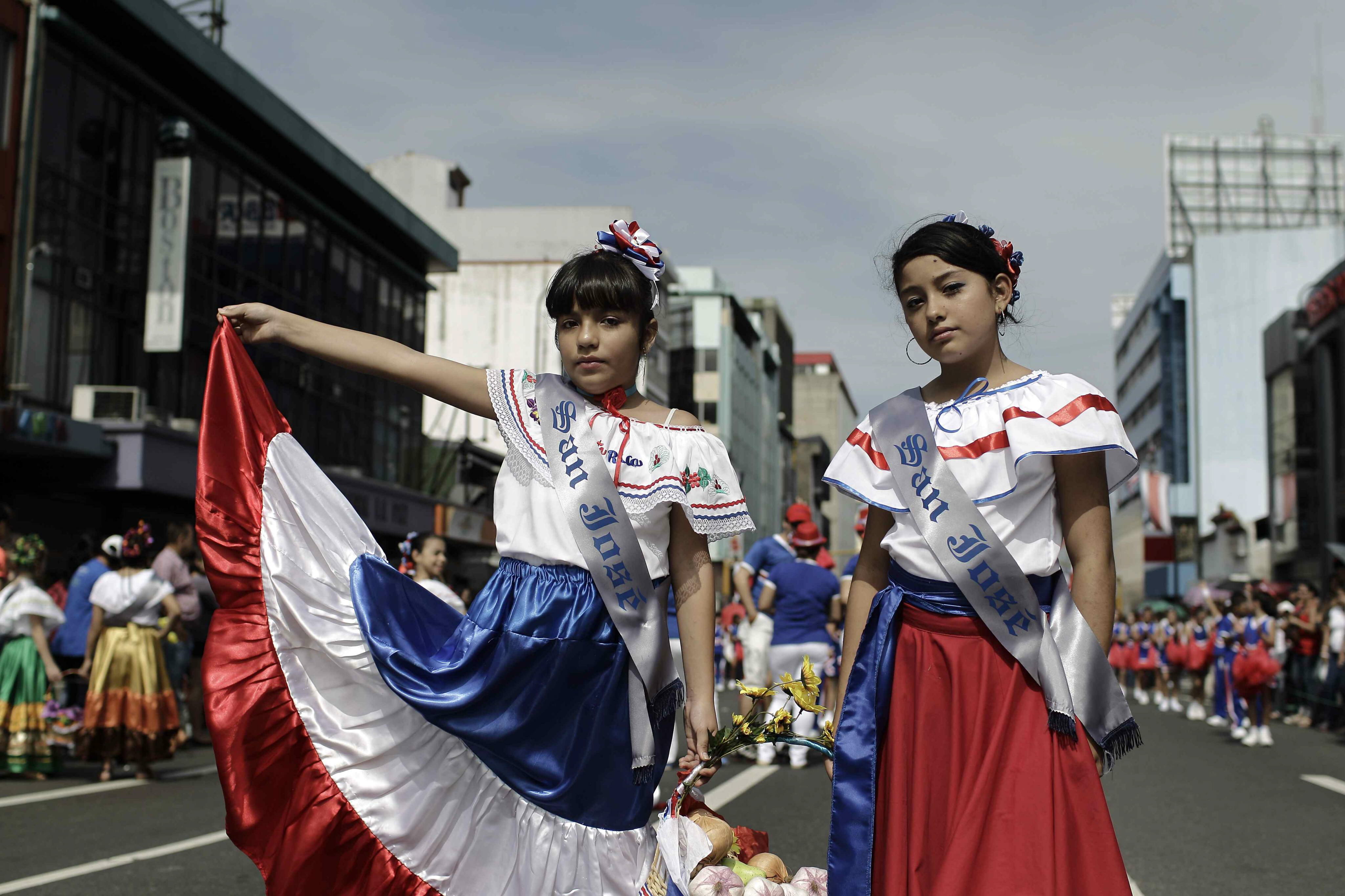 Los niños fueron parte de la celebración de la Independencia en Costa Rica. (Foto: EFE)
