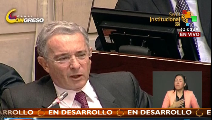 Uribe arremete contra vicepresidente colombiano