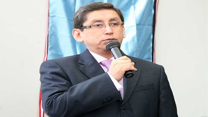 El viceministro de Salud, Aníbal Velásquez, aclara que la medida fue tomada ante la aparición de la fiebre chikungunya en Colombia (Minsa)