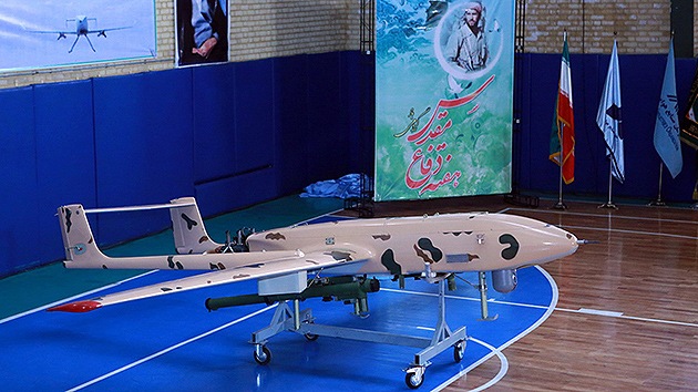 Primer dron equipado con misiles de defensa aérea adecuados para combates aéreos creado por la República Islámica de Irán (AFP)