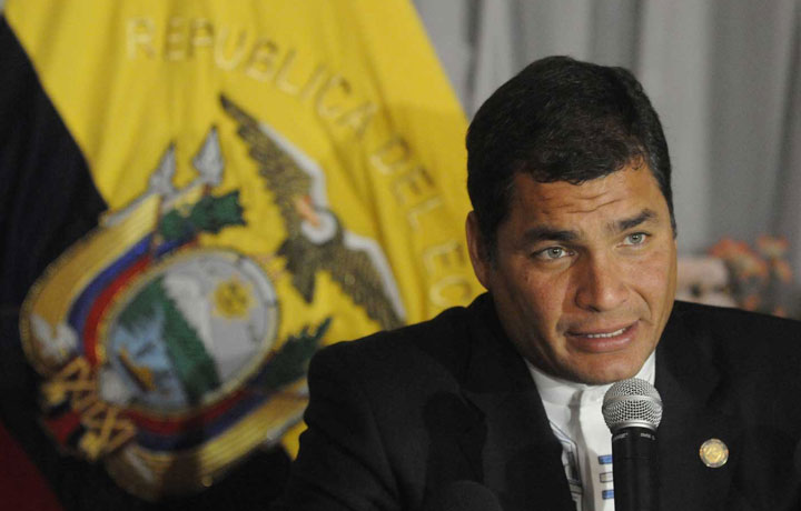 Rafael Correa señaló que a la derecha le falta mucho para aprender a asumir las responsabilidades. (Foto: Archivo)
