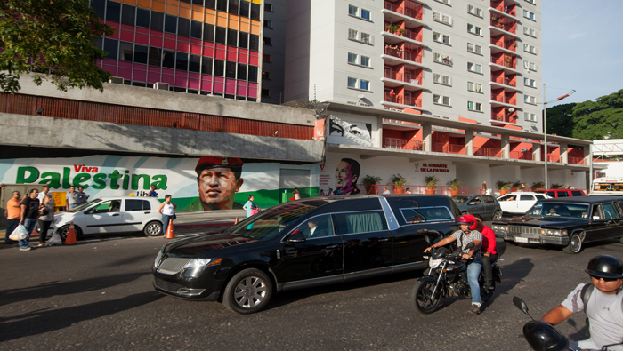 Las calles de la capital venezolana (Caracas) lucieron llenas de personas. AVN.  