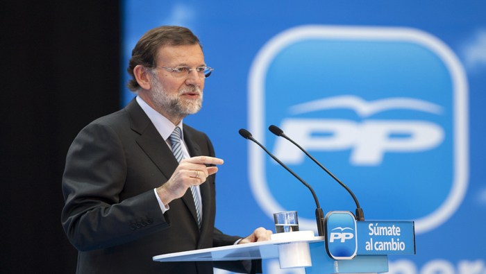 Va en descenso la popularidad del partido que respalda al jefe del Gobierno español Mariano Rojoy. (Foto: AP)