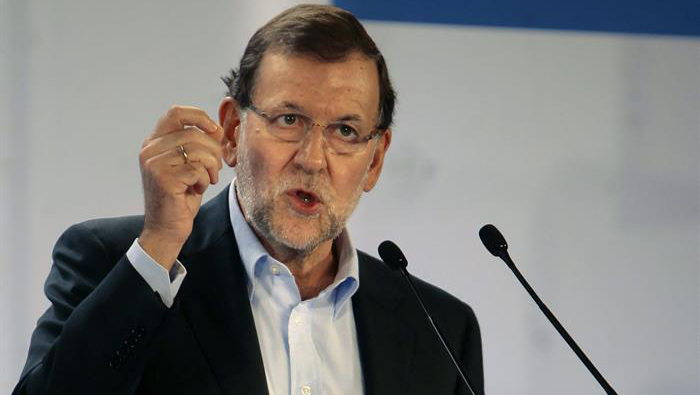 El presidente de España, Mariano Rajoy, advirtió al presidente de la región autónoma de Cataluña, Artur Mas, sobre sus intensiones de continuar con la consulta soberanista. (Foto: EFE)