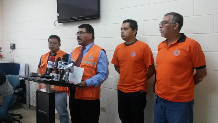 El  director de Protección Civil, Jorge Meléndez, ofreció una rueda de prensa. (Foto:@PROCIVILSV)