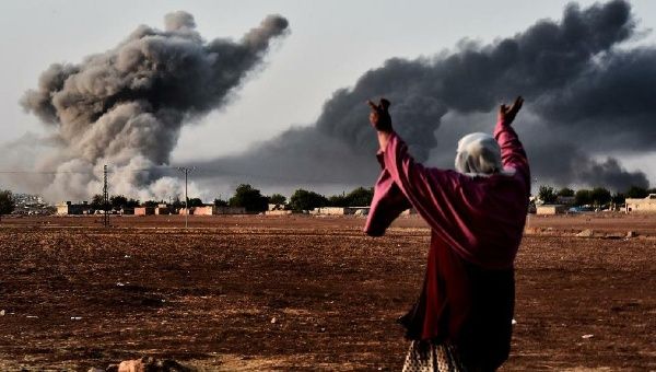 Kurdos piden unión para que triunfe la resistencia en Kobane