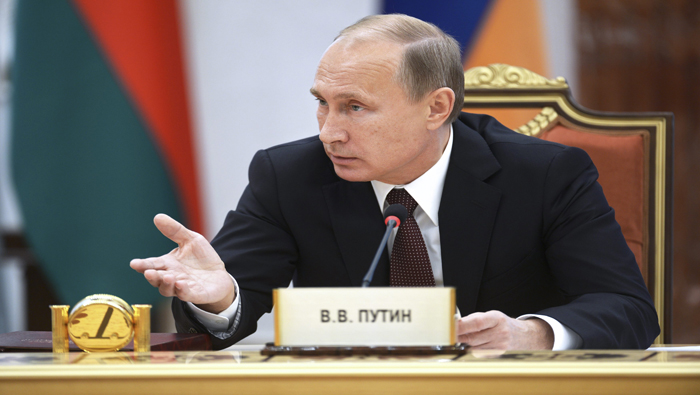 Putin dice que Aislar a Rusia es una idea absurda e inviable. (Foto: Reuters).