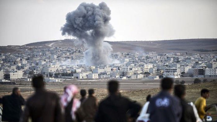 EE.UU. lidera los ataques aéreos en Kobane, ubicada entre Siria y Turquía (Foto: AFP)