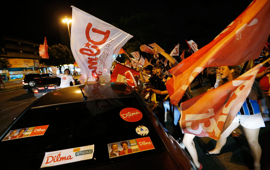 Los brasileños ovacionaron al PT por la reelección de Rousseff (Foto:Reuters)