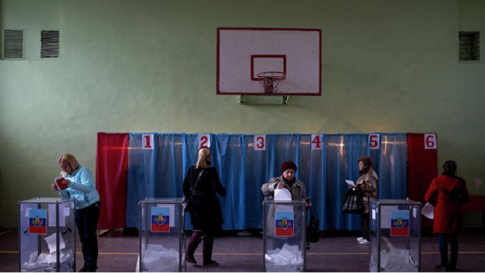 Este domingo, los actuales mandatarios de la República Popular de Donetsk y la República de Lugansk, Alexánder Zajárchenko e Ígor Plótnitski, obtuvieron la victoria en sus respectivas regiones. (Foto: Reuters)