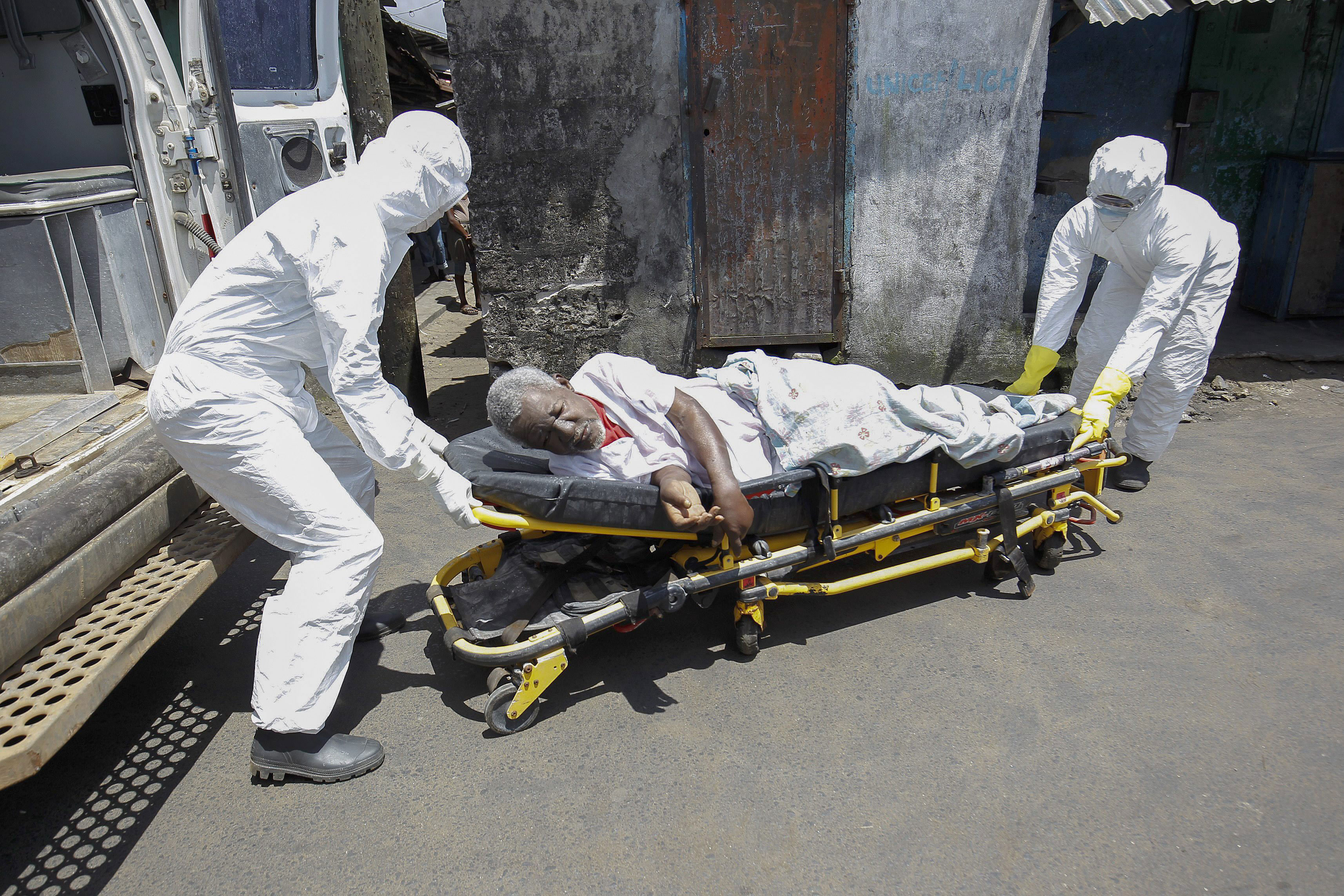 Hay menos contagiados de ébola en Liberia y Malí.