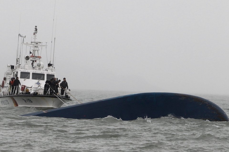 El ferry Sewol se hundió el pasado 16 de abril y dejó 304 muertos. (Foto: EFE)