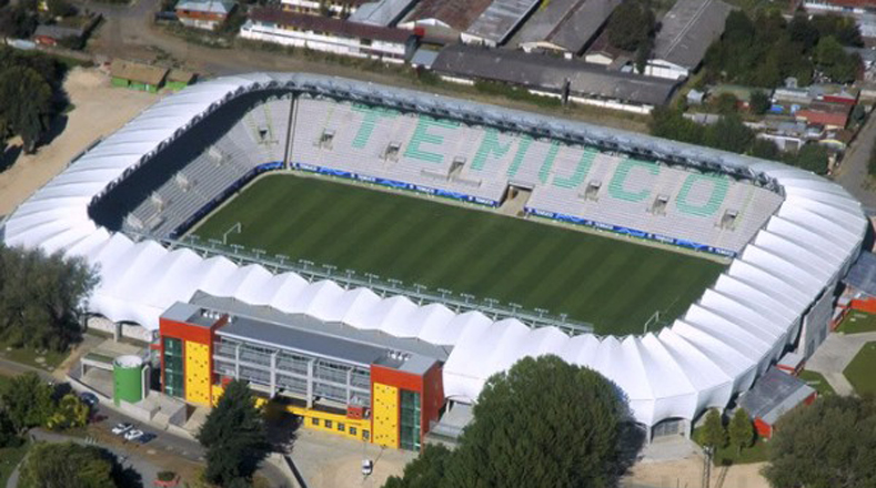 Estadio Germán Becker, ubicado en Temuco. Capacidad: 18 mil 936 espectadores. 