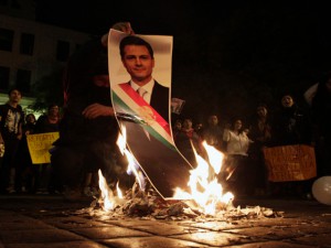 Peña Nieto cumple dos años en el Gobierno y crece el rechazo a su gestión. (Foto: Archivo)