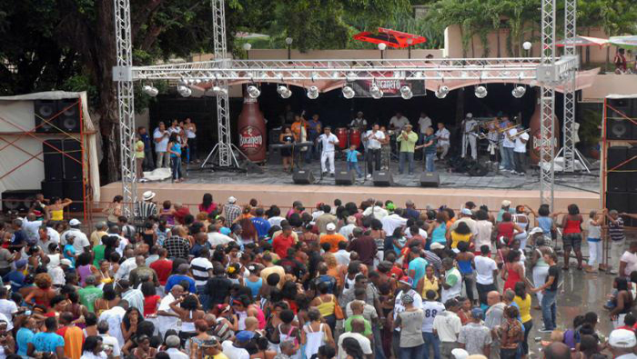 Cuba estará de fiesta hasta el 4 de enero de 2015. (Foto: Granma).