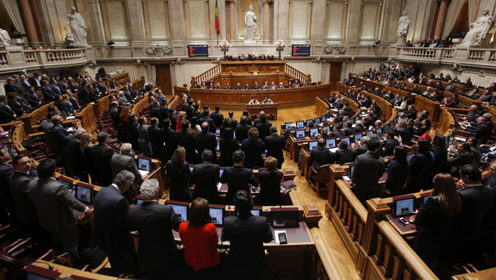 Parlamento de Portugal insta al gobierno a reconocer a Palestina como Estado independiente.