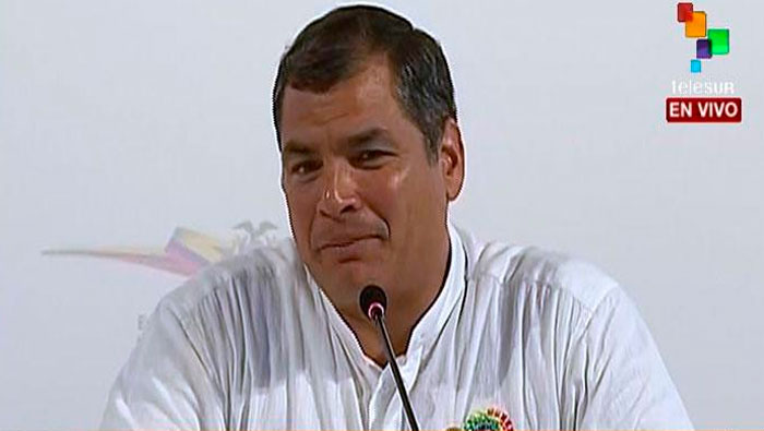 El presidente de Ecuador Rafael Correa trabaja en la construcción de un tercer paso fronterizo con Colombia. (Foto: teleSUR)