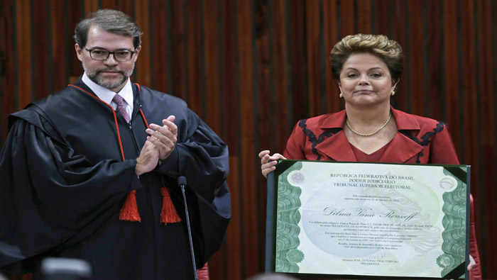 La presidenta Rousseff, aseguró que en su segundo mandato investigará con vigor el caso de corrupción en Petrobras.