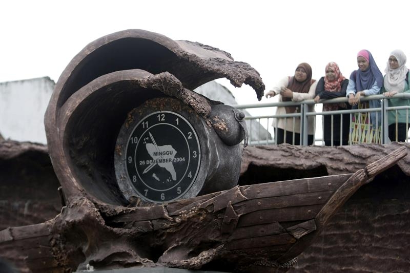Este reloj quedó con sus agujas detenidas en el momento preciso en que ocurrió el tsunami en Banda Aceh (Indonesia).