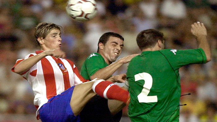 Torres debutó con el Atlético de Madrid en el año 2001.