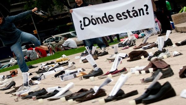 Familiares invitarán a intelectuales a analizar situación en México