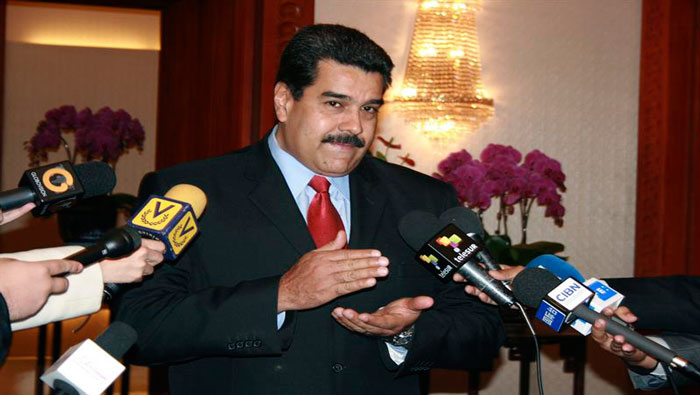 Maduro pidió fortaleza a los venezolanos para derrotar la guerra económica