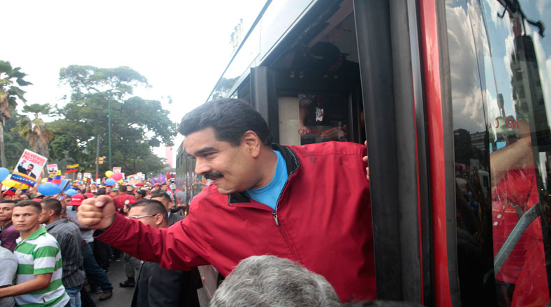 Maduro exhortó al pueblo a mantenerse unido contra la guerra económica.
