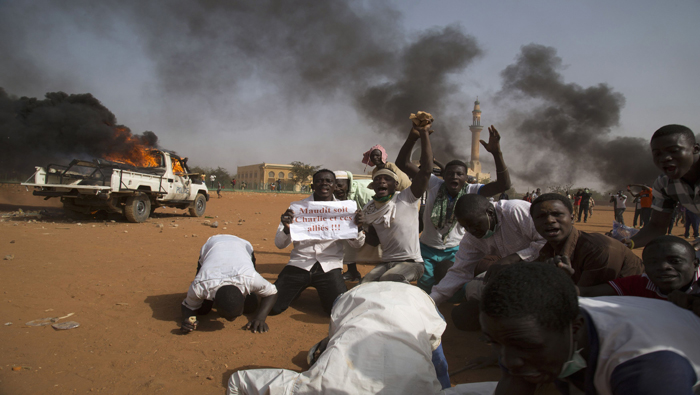 La comunidad musulmana en Níger rechazó las burlas del medio francés hacia el líder musulmán, Mahoma.