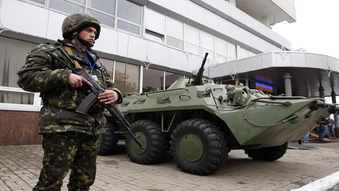EE.UU. discutirá con Kiev la reorganización de sus tropas