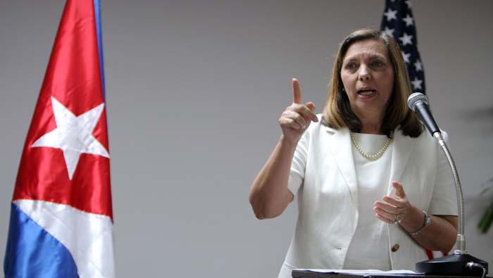 La directora para EE.UU. de la cancillería cubana Josefina Vidal advirtió que la reunión se trató de un intercambio para avanzar a conversaciones formales.