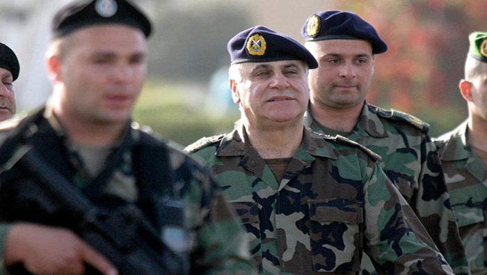 Jean Kajwayi, jefe del Ejército libanés.