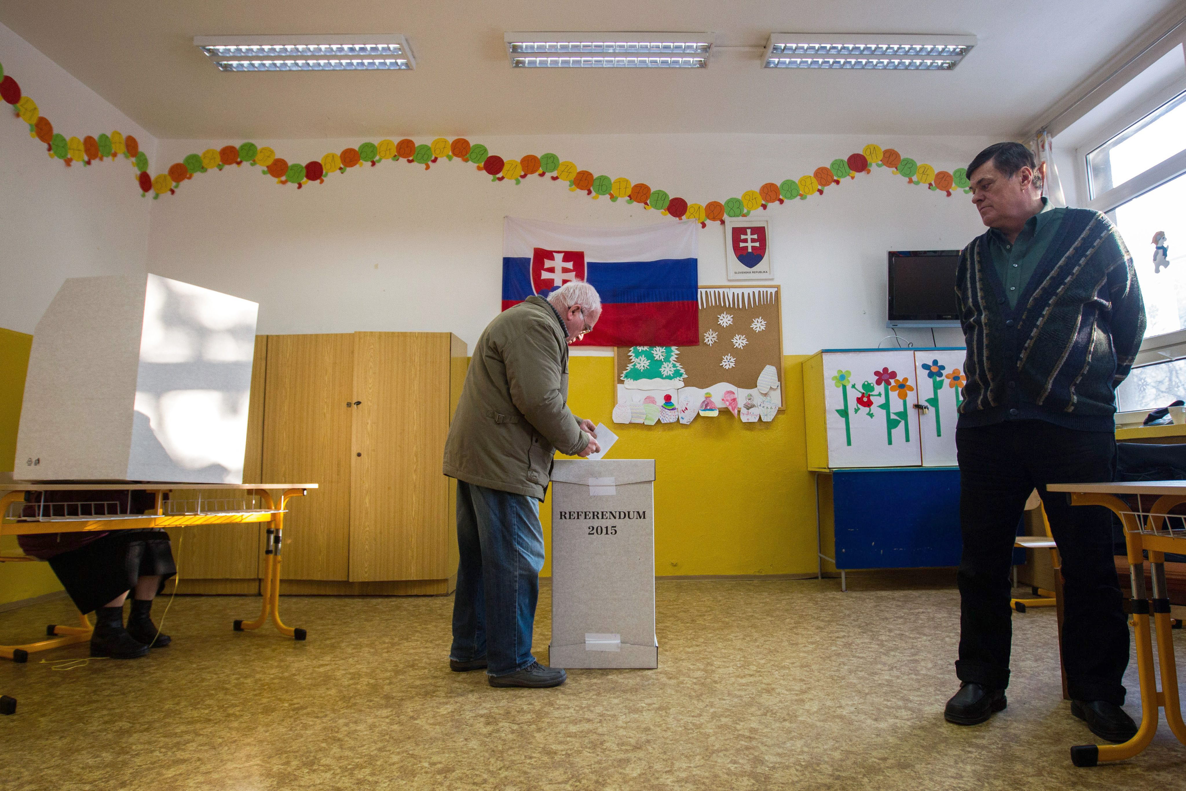 A las 07H00 hora local (06H00 GMT) los colegios electorales abrieron sus puertas