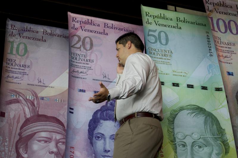 Con el Simadi ahora los venezolanos podrán comprar divisas libremente.