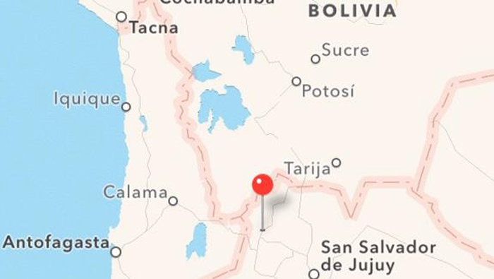 El Servicio Hidrográfico y Oceanográfico de la Armada de Chile dijo que el sismo no reúne las condiciones para generar un tsunami.