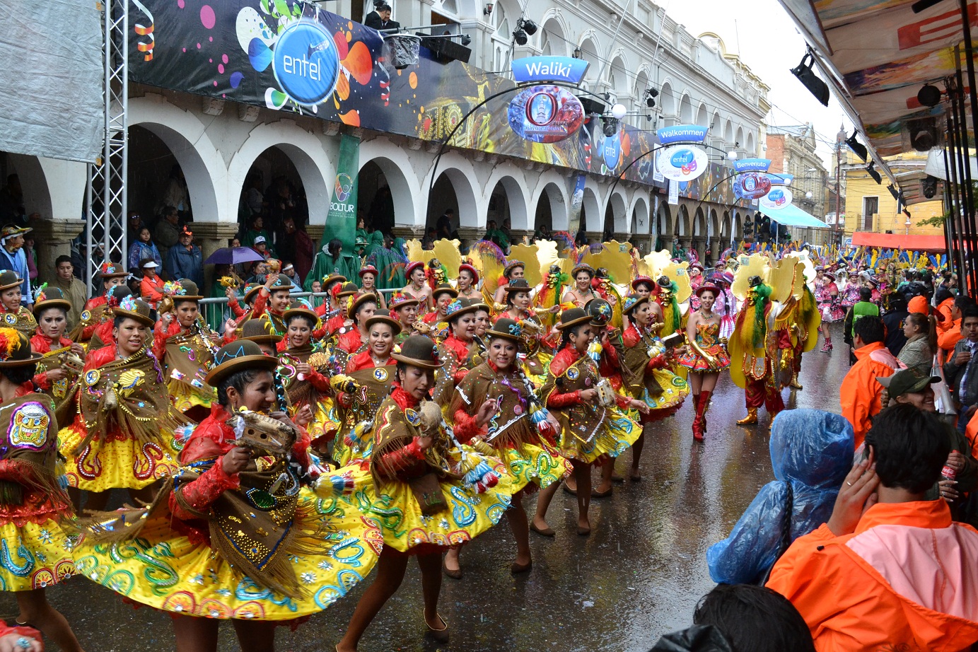 Así celebra Bolivia el tradicional Carnaval de Oruro